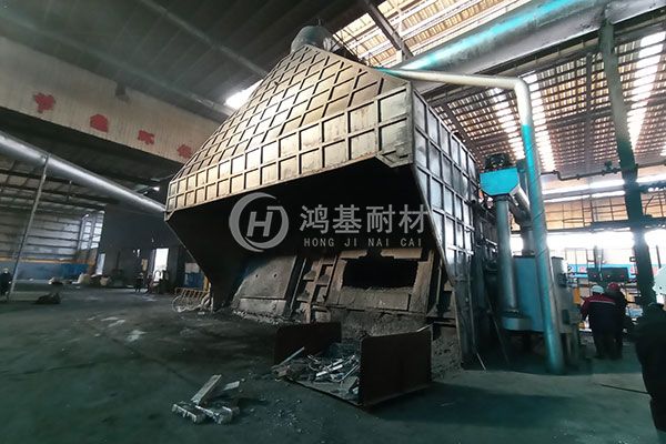 河北保定20T鋁熔煉爐大修項目